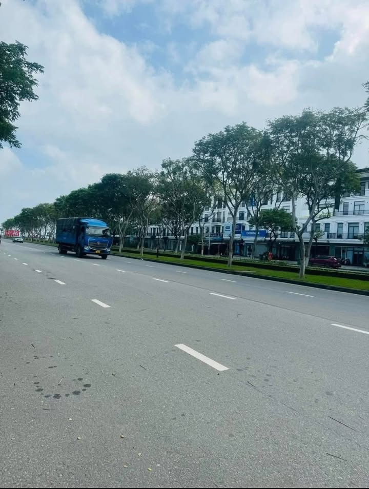 Shophouse 4 tầng mặt tiền Nguyễn Sinh Sắc, Đà Nẵng - Đầu tư sinh lời ngay!