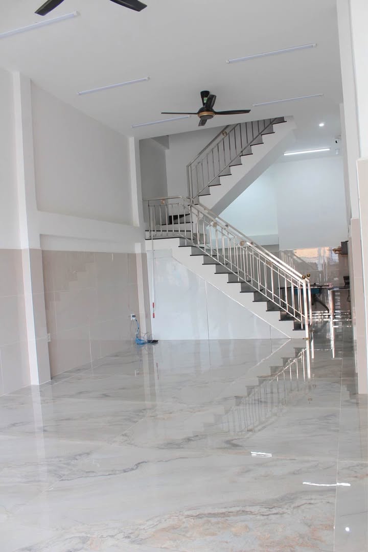 Nhà nguyên căn cho thuê tại đường Hùng Vương, Đà Nẵng 252.5m² - Mặt bằng kinh doanh siêu tiết kiệm!