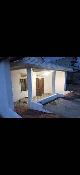 Nhà nguyên căn cho thuê đường Trưng Nữ Vương, Hương Thủy 2PN giá chỉ 3 triệu/tháng - Tiện nghi sống thoải mái!