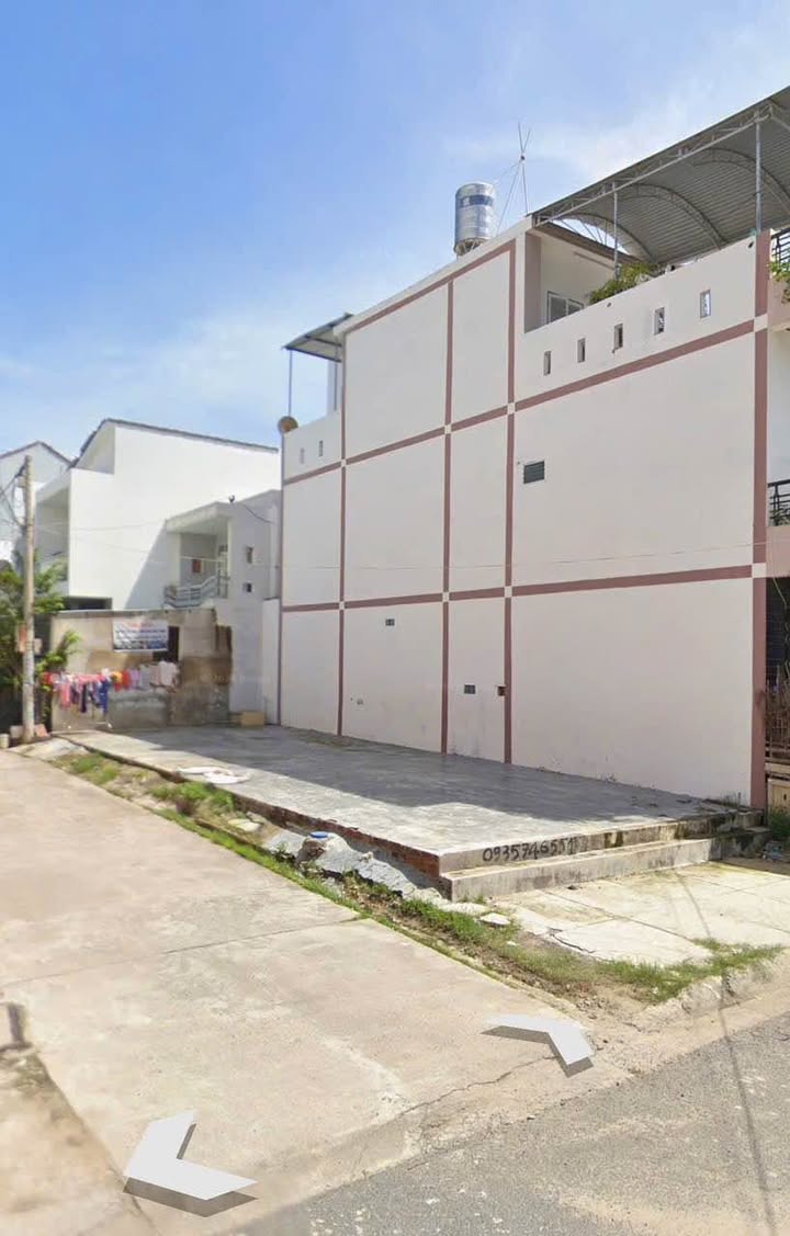 Nhà góc đường Nguyễn Bặc, Vĩnh Hòa, 88m² giá 7.3 tỷ - Gần biển Nha Trang!