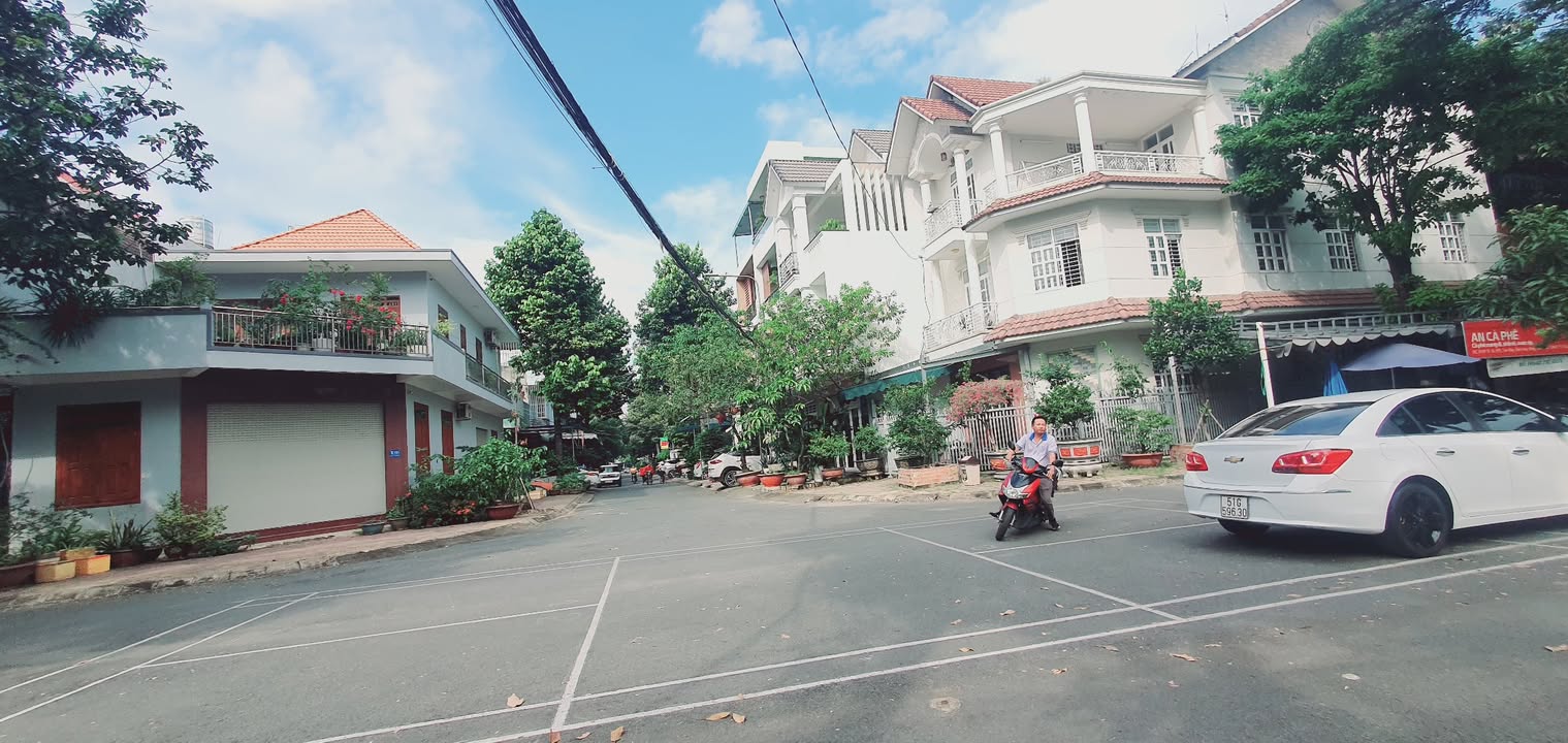 Đất nền KDC Đinh Thuận, Tân Hiệp, Biên Hòa 100m² giá 5.8 tỷ - Đầu tư sinh lời hấp dẫn!