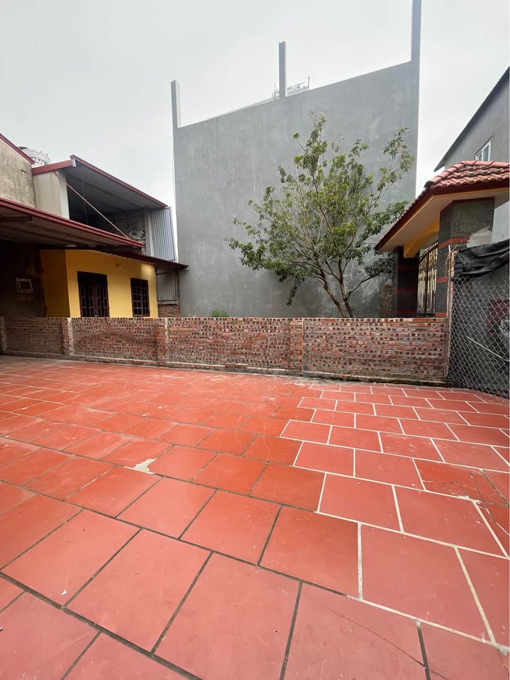 Nhà 2 tầng tại thôn Cư An, Mê Linh 128m² giá chỉ 2xxt/m - Sổ hồng chính chủ!