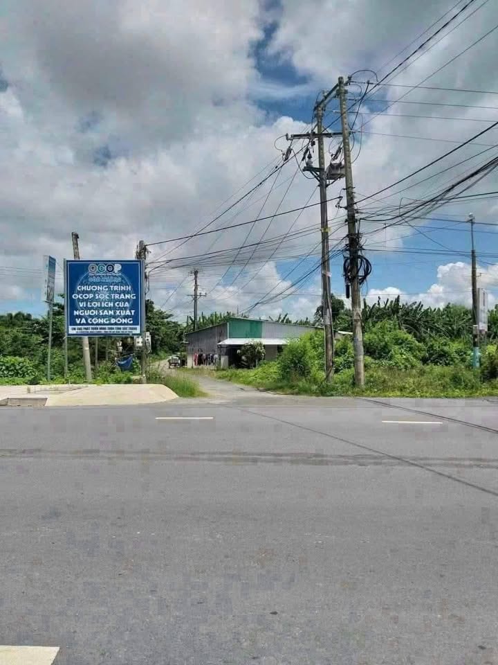 Nhà mặt tiền kinh doanh đường Lê Hồng Phong, phường 3, TP Sóc Trăng, 226m² - Cơ hội đầu tư sinh lời!