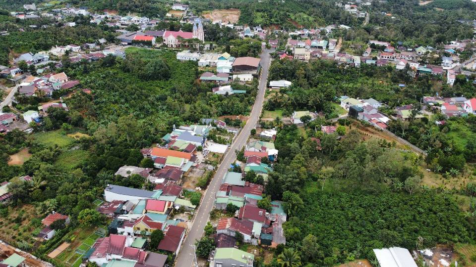 Nhà mặt đường Lạc Long Quân, phường B'Lao, Bảo Lộc 1.207m² giá 7.2 tỷ - Đầu tư sinh lời tuyệt vời!