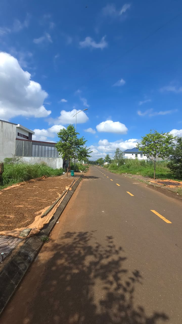 Đất dự án tái định cư Hòa Thắng Buôn Ma Thuột 120m² giá 2.65 tỷ - Sổ đỏ chính chủ, pháp lý rõ ràng!