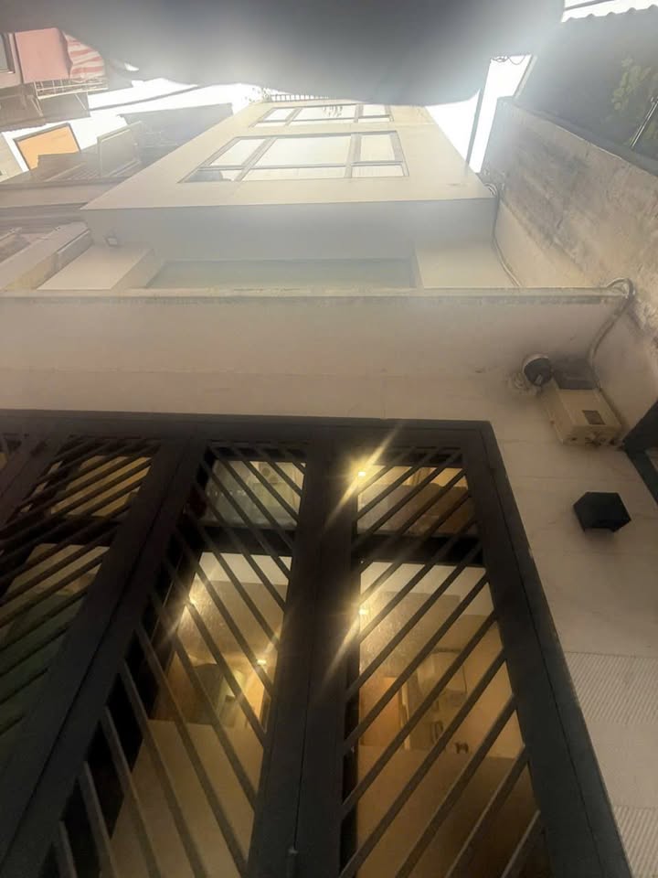 Nhà riêng Võ Văn Tần, Q3, 29m² giá 8.5 tỷ - Full nội thất, ngay trung tâm!