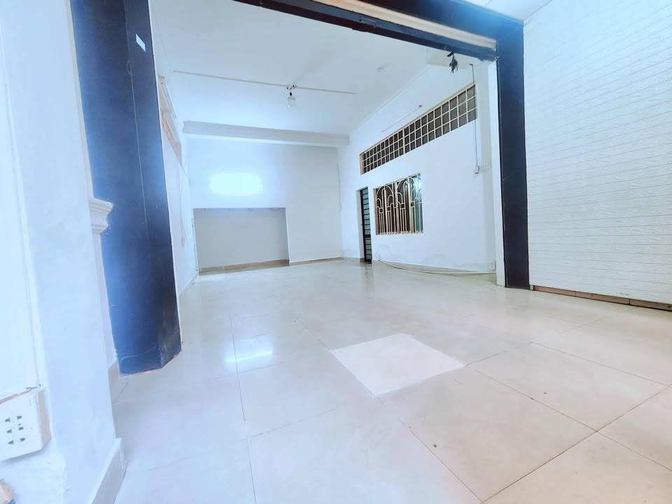 Mặt bằng cho thuê tại quận 8, TP Hồ Chí Minh 38m² giá 13 triệu - Vị trí đắc địa, giao thông thuận lợi!