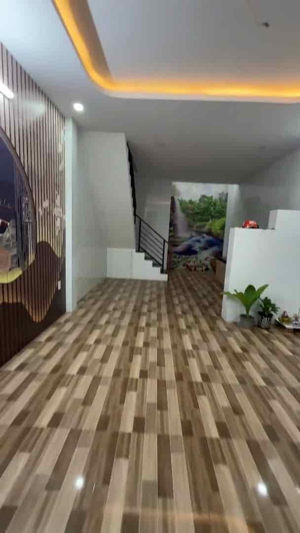 Nhà Tân Quý Tây, Bình Chánh 38m² giá 1.5 tỷ - Không gian thoáng mát, hỗ trợ vay ngân hàng!