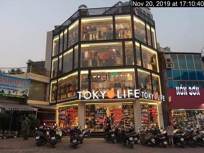 Cho thuê toà nhà mặt phố Đại La, Quận Hai Bà Trưng, DT 270m² - Giá chỉ 300 triệu/tháng!