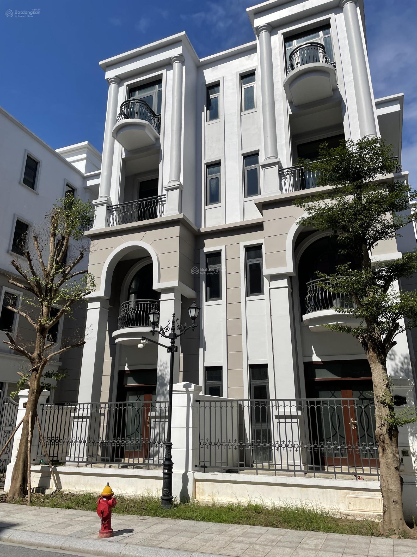 Biệt thự Vinhomes Ocean Park 3, 90m² giá 13,8 tỷ - Thiết kế hiện đại, phong thủy tốt!