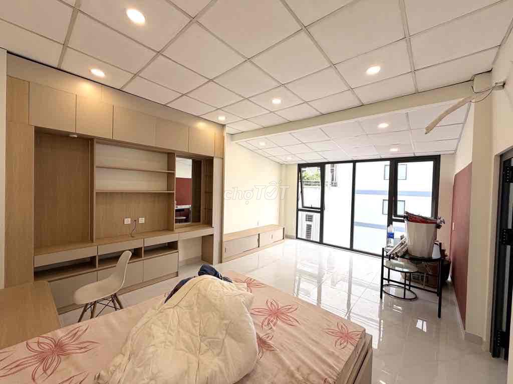 Nhà CHDV 4 tầng đường Nguyễn Xí 50m² giá 8.1 tỷ - Dòng tiền 35 triệu/tháng