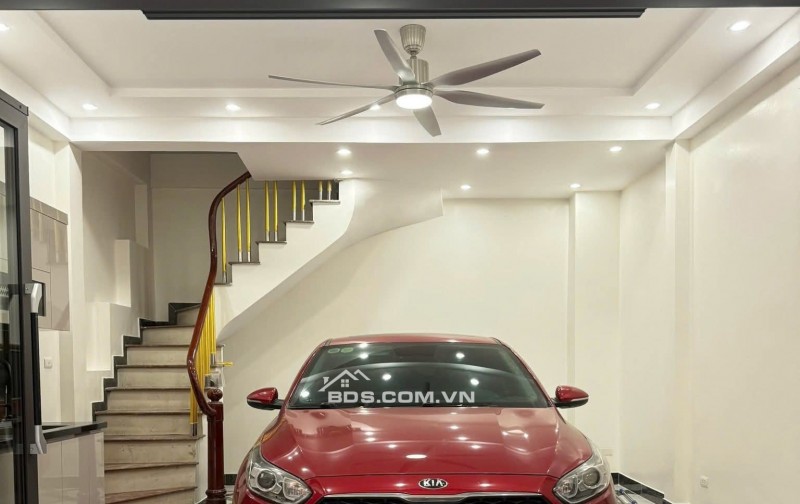 Nhà Ô Tô Trong Nhà Kim Ngưu 30m² giá 14.85 tỷ - Phân Lô Đẹp, Kinh Doanh Tốt!