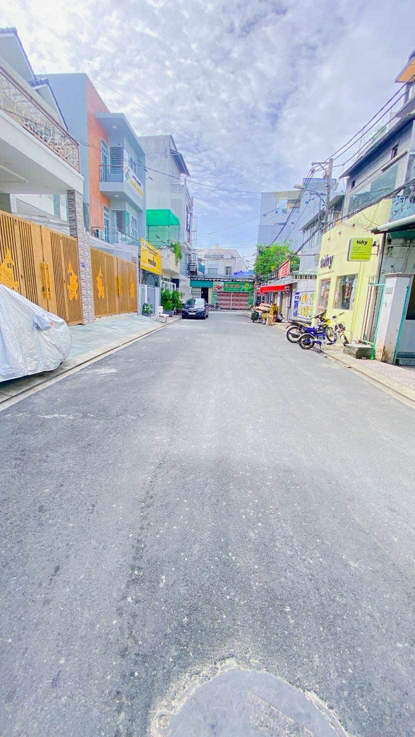 Biệt thự đường Lê Lai, Ninh Kiều 340m² giá 22 tỷ - Khu an ninh yên tĩnh