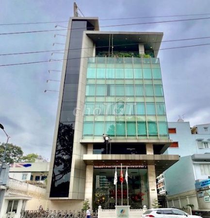 Cho thuê tòa nhà mặt tiền Trường Sơn, Tân Bình 2400m² - Vị trí đắc địa cho kinh doanh!