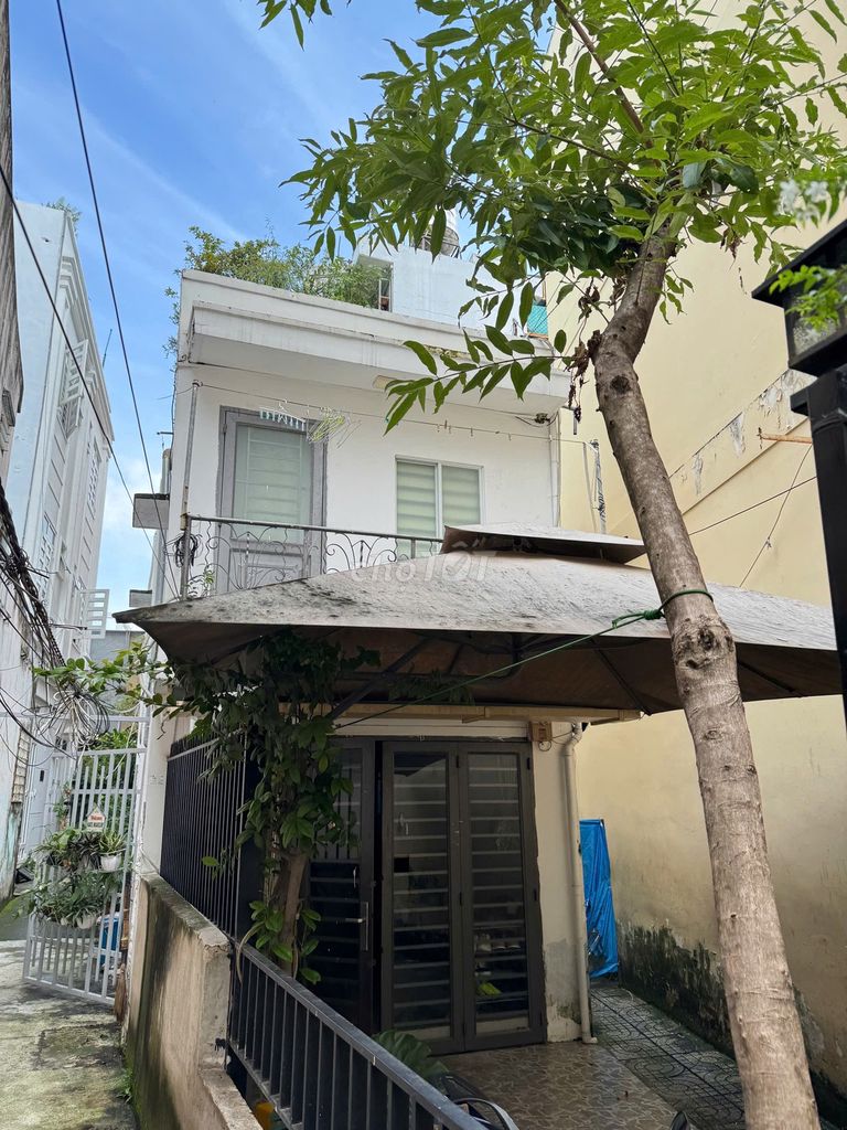 Bán nhà hẻm xe hơi 69/ đường D2, Bình Thạnh 42m² - Sân vườn thoáng mát