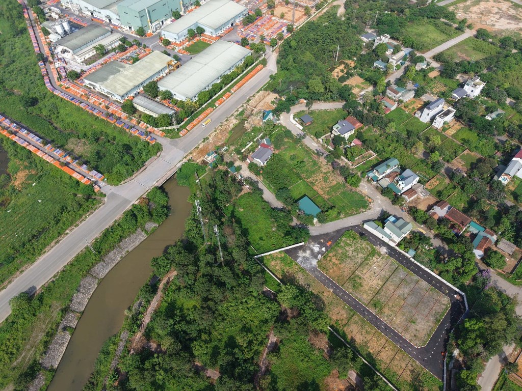 Đất Ba Vì Hà Nội 100m² giá 3 tỷ - Sổ đỏ vuông vắn, công chứng ngay!