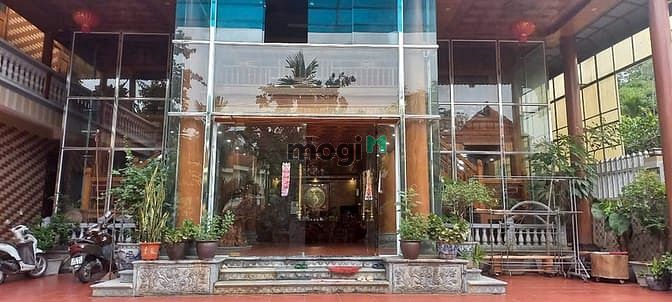 Nhà trung tâm thành phố Hoà Bình 588m² giá 13.5 tỷ - Thiết kế độc đáo