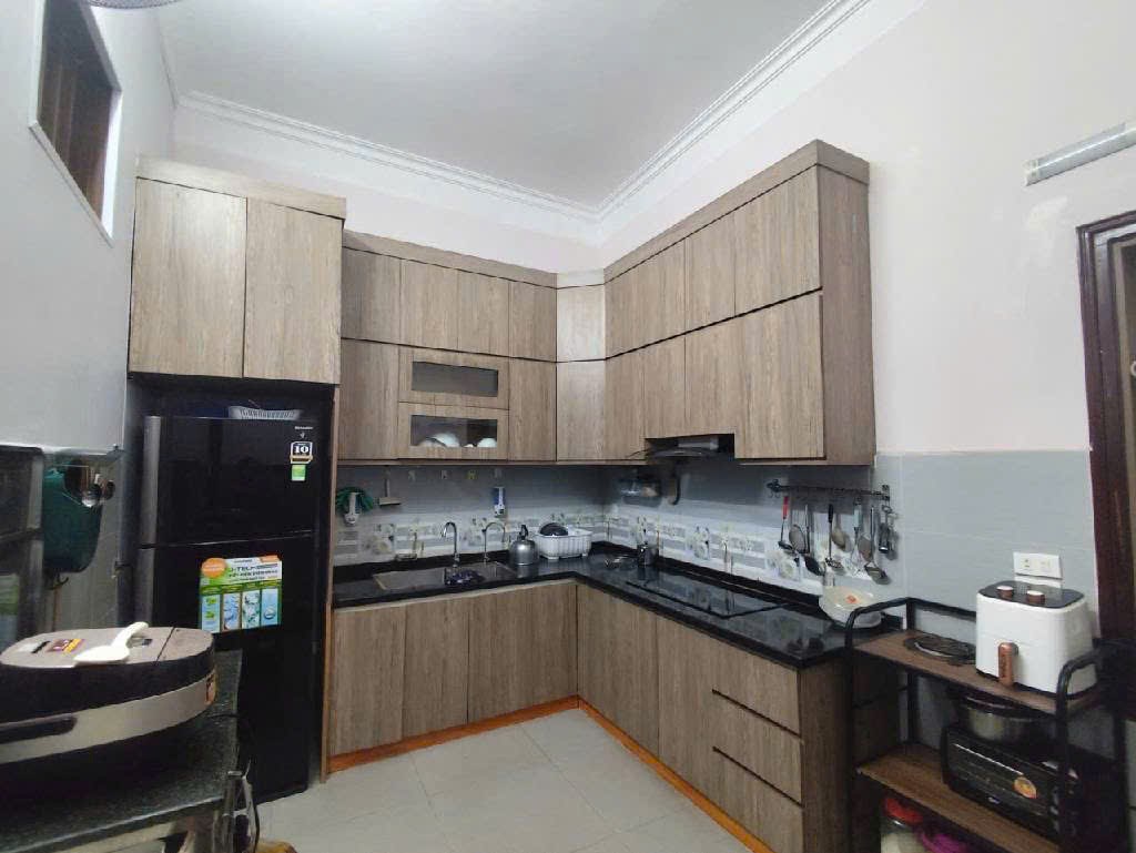 Nhà mặt phố Kim Mã, Giảng Võ, Ba Đình 20m² giá 10 tỷ - Kinh doanh sầm uất, chính chủ!