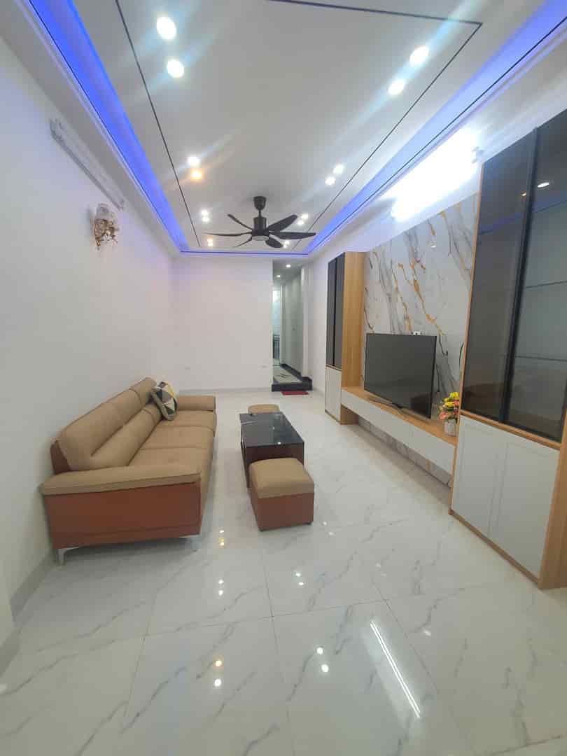 Nhà ngõ Linh Quang, Văn Chương, Đống Đa 60m² giá 13.5 tỷ - Thang máy mới, gần hồ