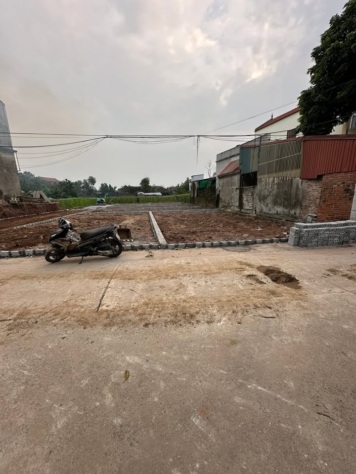 Đất nền Xã Tự Nhiên 82m² giá chỉ 4 tỷ - Giao thông thuận tiện