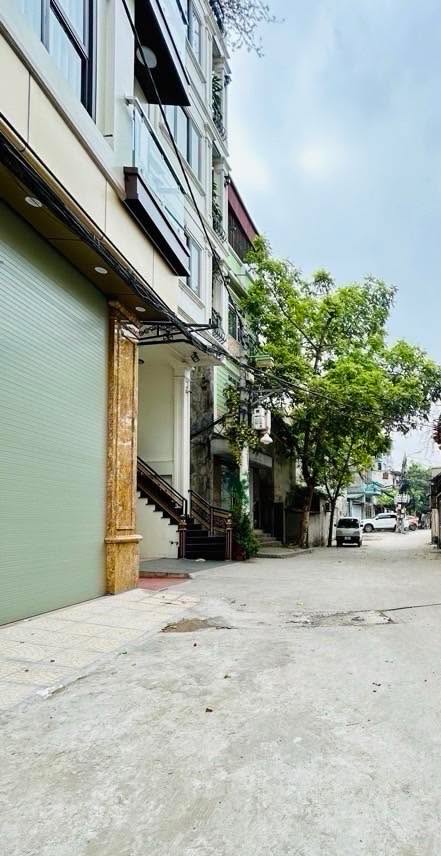 FrontHouse 42m² Hoàng Mai giá 11 tỷ - Ô tô vào tận nơi!