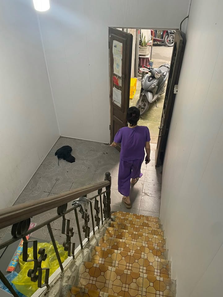 Nhà riêng cho thuê tại ngõ 359 Minh Khai 16m² giá 3.5 triệu - Sẵn sàng vào ở!