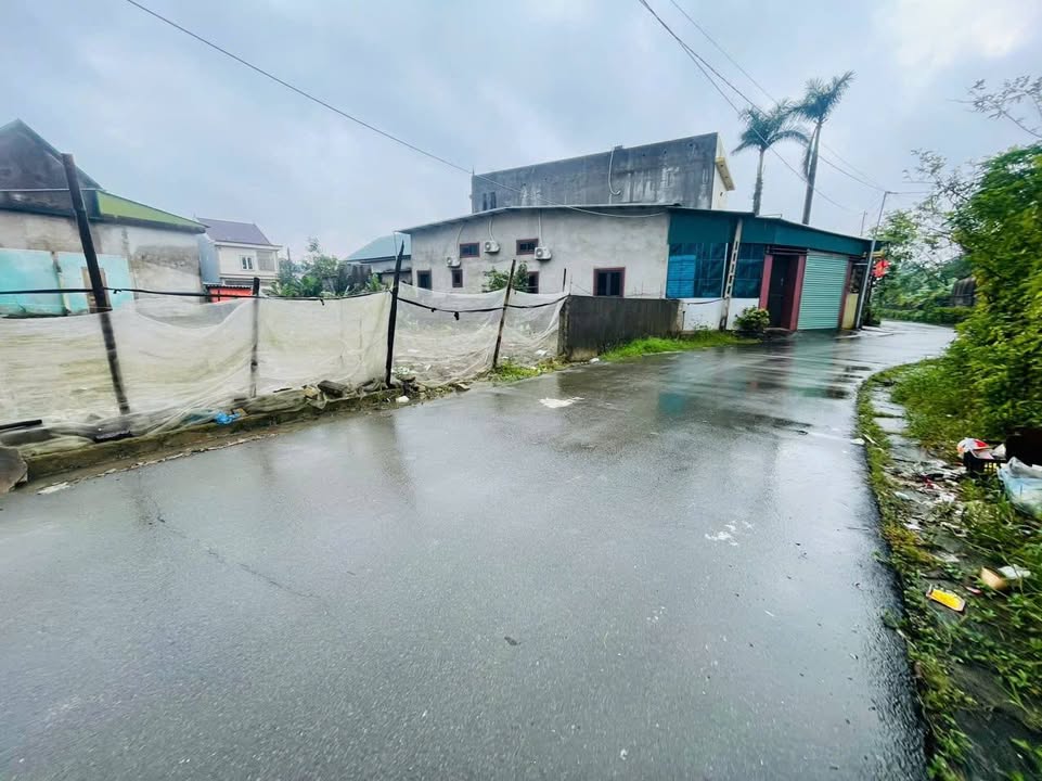 Đất nền Thạch Trung, Hà Tĩnh 126m² giá 2.55 tỷ - Sổ hồng chính chủ, không lỗi phong thủy!