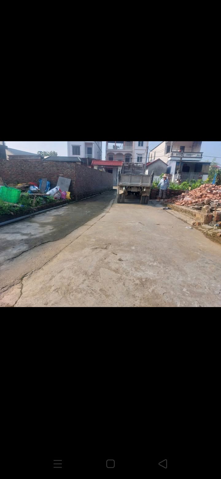 Đất Phù Linh Sóc Sơn 90.5m² giá 5 tỷ - Đầu tư sinh lời tiềm năng!