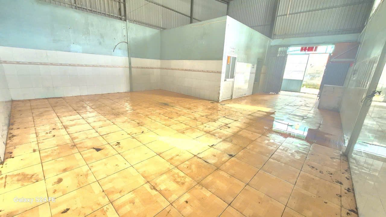 Kho cho thuê tại Bình Trị Đông, Bình Tân 122m² - Tiện lợi cho nghề may