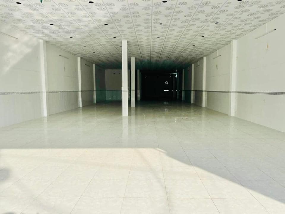 Mặt bằng cho thuê đường Nguyễn Văn Cừ, Cần Thơ 160m² - Vị trí đẹp kinh doanh sầm uất!