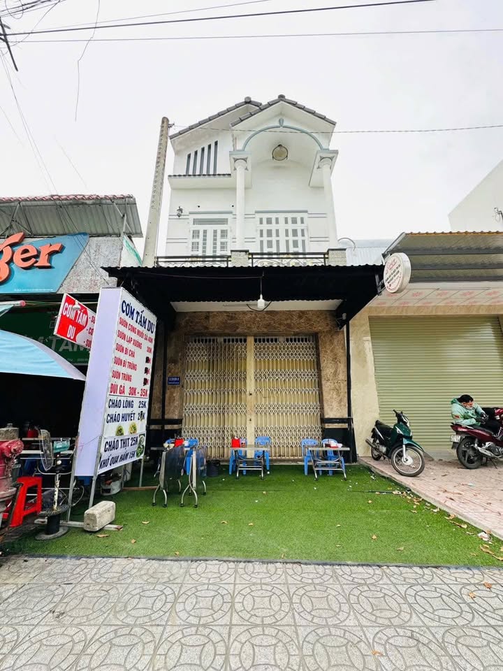 Nhà cho thuê mặt tiền đường Nguyễn Văn Cừ 145m² giá 25 triệu - Phù hợp mở văn phòng, shop