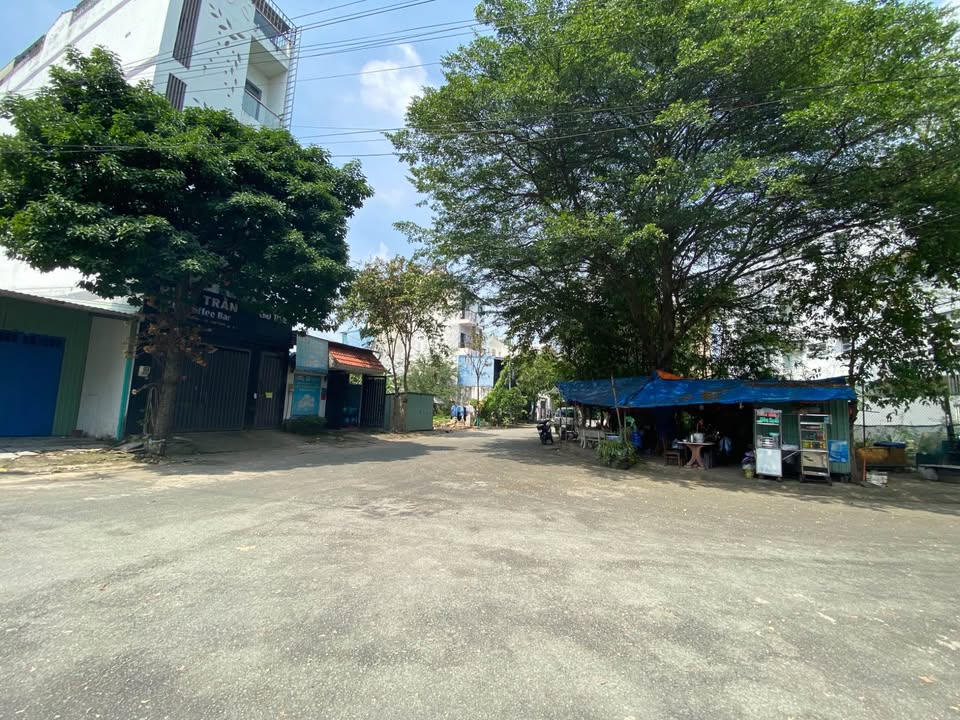 Đất nền KDC Kiến Á, Phước Long B, Quận 9 - 110m² giá 12 tỷ - Xây dựng ngay!