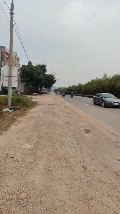 Đất đầu tư Đồi Ngô Lục Nam 80m² giá 3 tỷ - Cơ hội không thể bỏ lỡ!