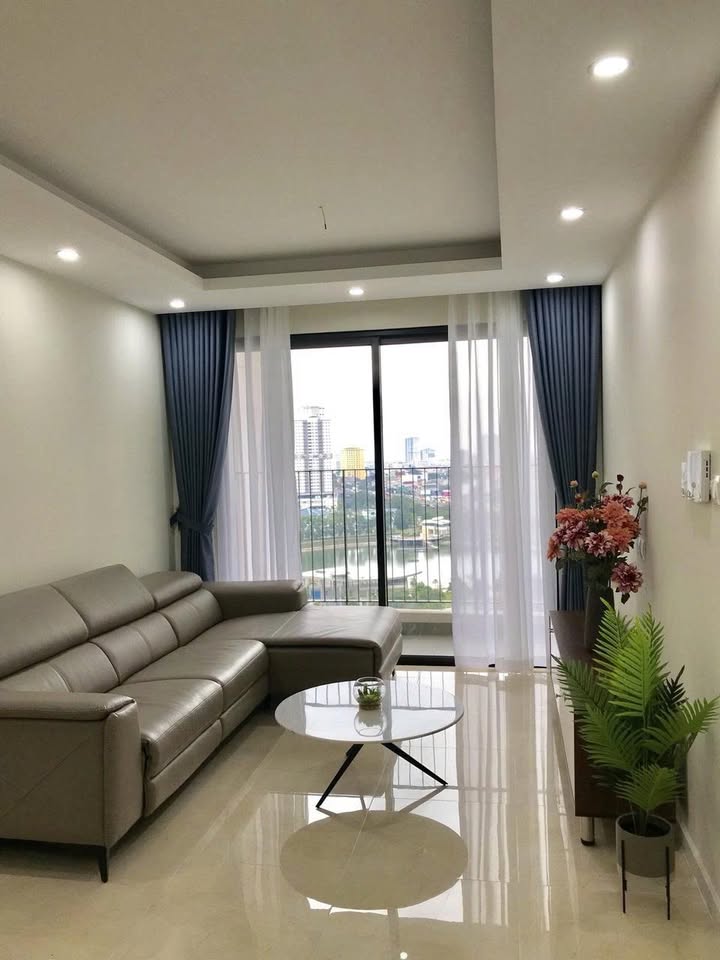 Căn hộ 2 phòng ngủ C67 D'Capitale, view hồ - Cho thuê giá thỏa thuận