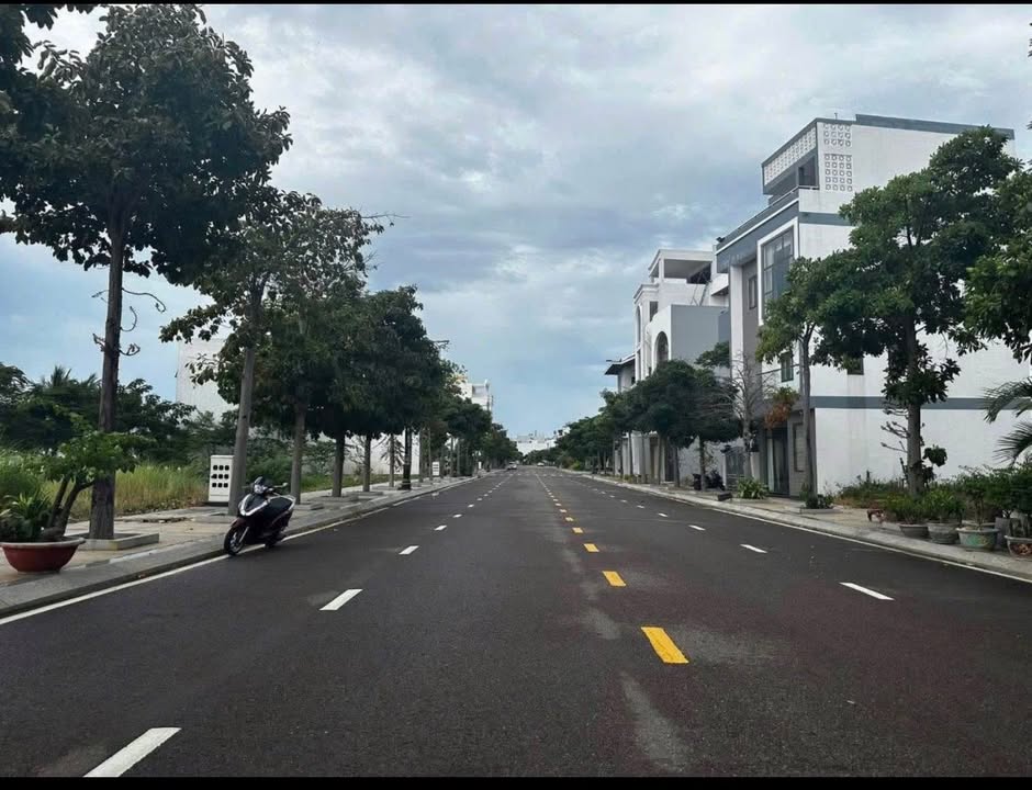 Đất nền 2 mặt tiền khu biệt thự Đại Phú Gia Quy Nhơn 91m² giá 5.1 tỷ - View sông tuyệt đẹp!