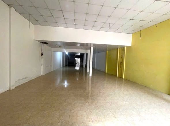 Cho thuê mặt bằng kinh doanh mặt tiền đường Huỳnh Tấn Phát quận 7 - Giá 68 triệu, vị trí đắc địa!