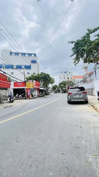 Đất mặt tiền đường Ngô Văn Sở Dĩ An 121m² giá chỉ 5.7 tỷ - Đầu tư sinh lời ngay!