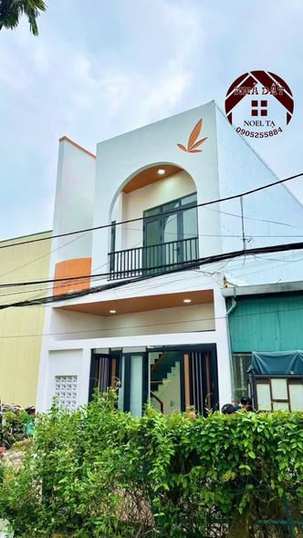 Nhà 2 mê hẻm 180 Hoàng Hoa Thám 106m² giá 1.6 tỷ - Thiết kế hiện đại, vào ở ngay!