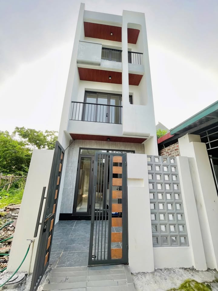 Nhà 3 tầng mới đẹp tại Bắc Hồng 50m² - Thiết kế hiện đại, vào ở ngay!