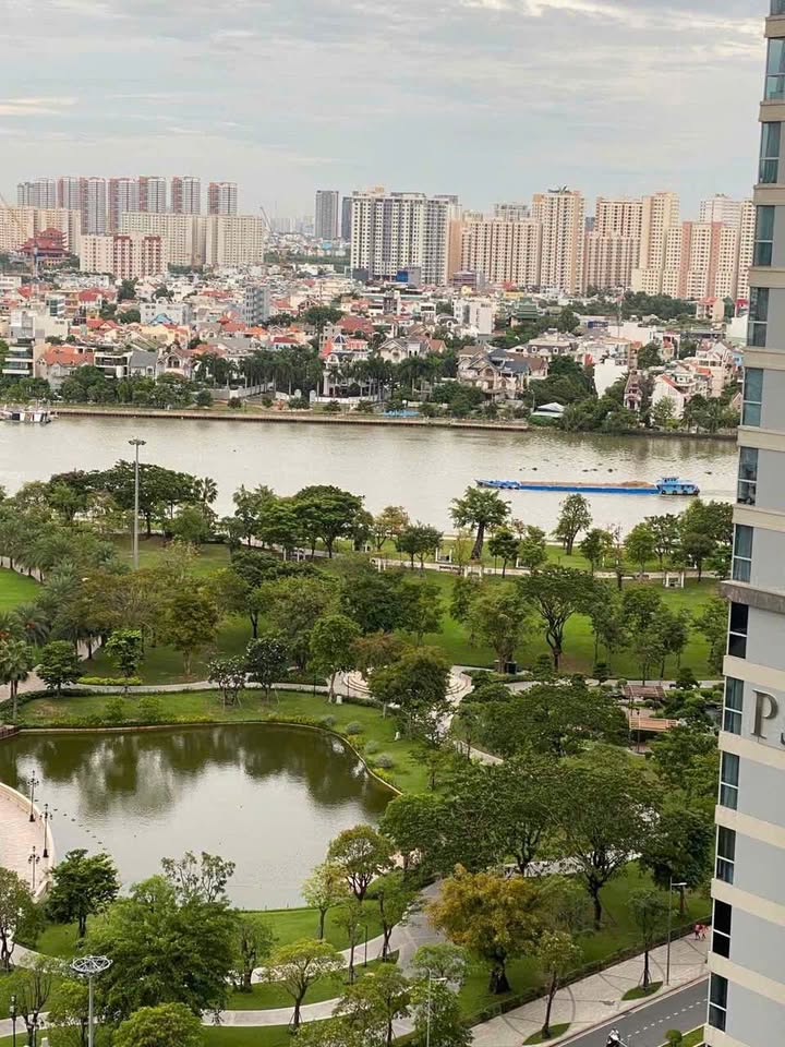 Căn hộ 2PN Vinhomes Central Park 56.7m² giá 9.5 tỷ - Đầu tư sinh lời ngay!