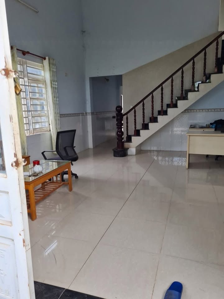 Cho thuê xưởng tại Khánh Bình, Tân Uyên 800m² - Điện 3 pha, đường xe công tiện lợi!