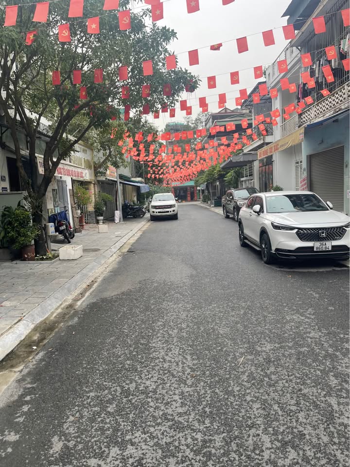 Nhà mặt phố Lương Thế Vinh, TP Thanh Hóa 152.6m² giá 8 tỷ - Kinh doanh sầm uất!