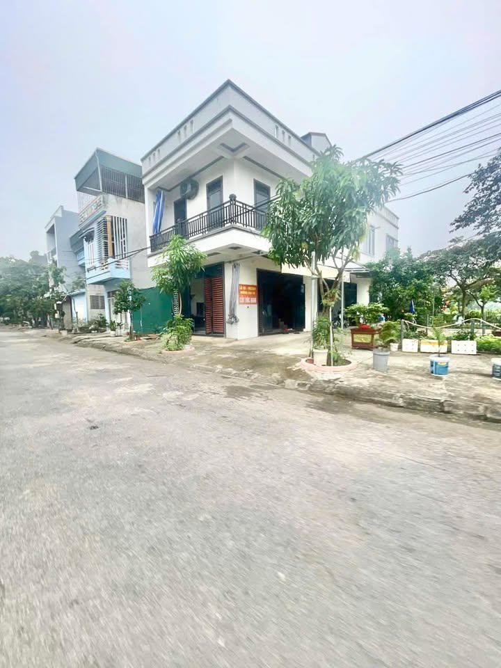 Lô đất bán Đông Cương 85m² giá nhỉnh 2 tỷ - Vị trí đắc địa gần chợ và trường học!