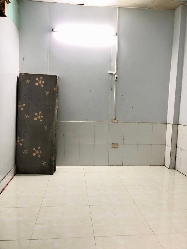 Nhà cho thuê tại Vĩnh Quỳnh, Thanh Trì 27m² - Giá sinh viên chỉ 1.8 triệu!