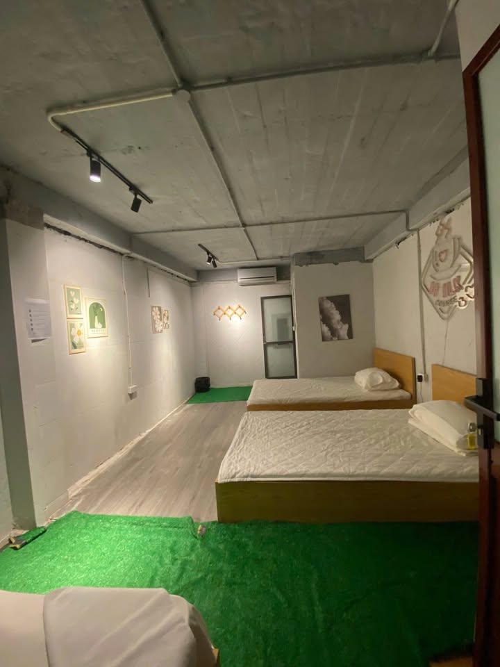 Cho thuê nhà homestay mặt phố Hàng Bè, Hoàn Kiếm 35m² giá 45 triệu - Doanh thu ổn định!