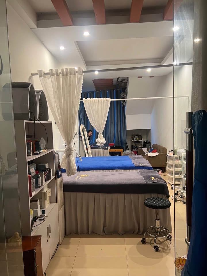 Nhà FrontHouse Hoàng Diệu, Hải Châu 88m² giá 5 tỷ - Kinh doanh sầm uất!