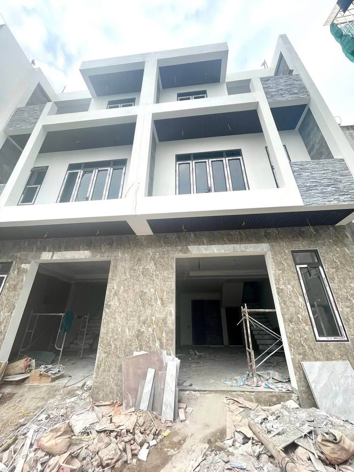 Nhà 3 tầng KĐT Hòa Vượng, 60m² giá 3.3 tỷ - Chính chủ bán gấp!