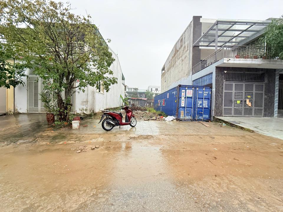 Đất Vinh Hưng 90m² giá 3.85 tỷ - Đường lớn, vị trí đắc địa!