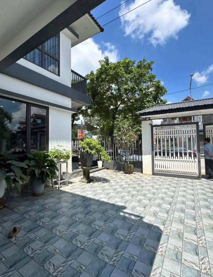 Biệt thự Thịnh Đán 200m² giá 5 tỷ - Mặt đường lớn, không ngập nước!