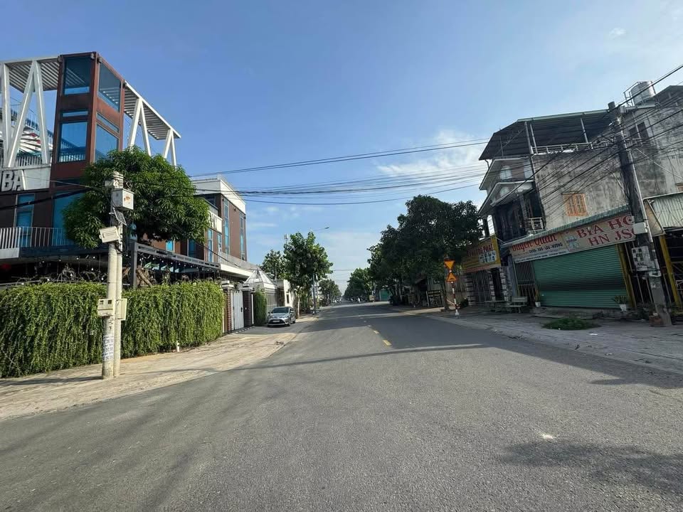 Đất nền Phú Tân - Thủ Dầu Một 300m² giá thỏa thuận - Đường nhựa thông thoáng!